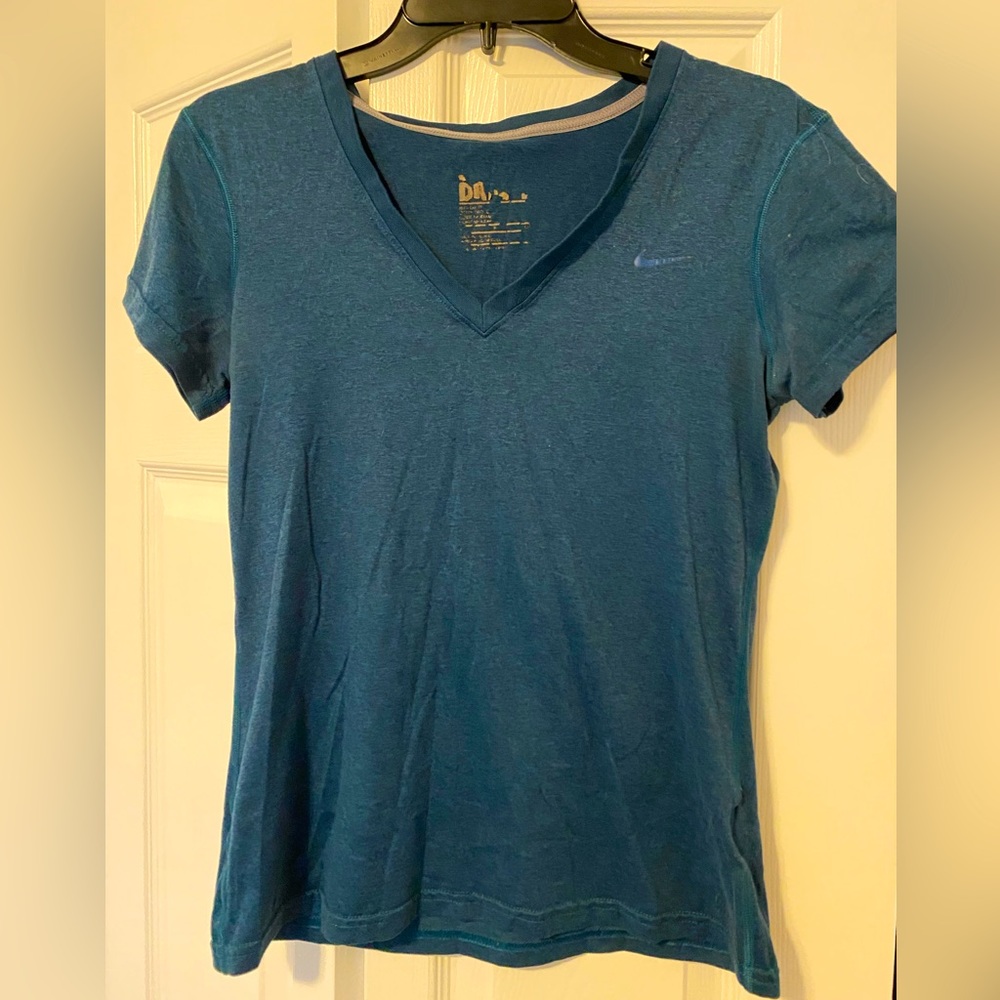 🔴10/$10! Nike Active Tee